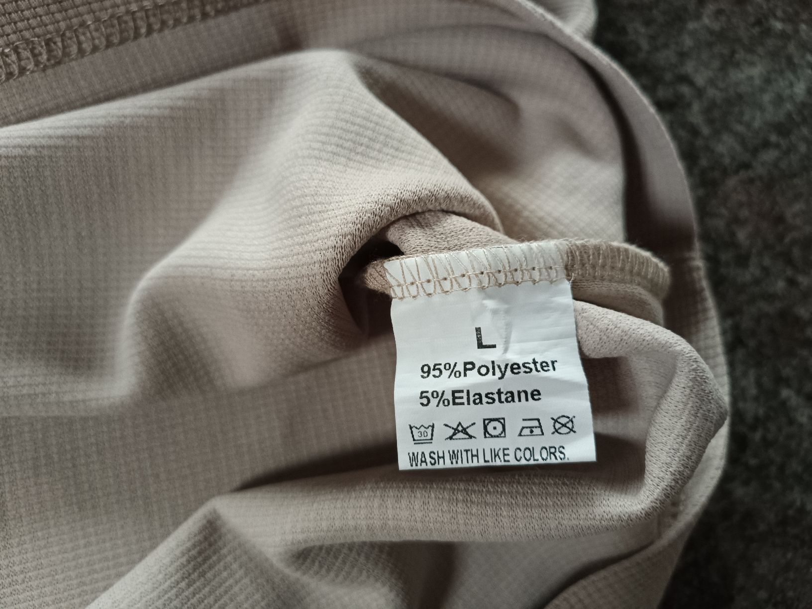 Maglioni & Felpe: Pullover L/XL neu – Nuovo (secondo la descrizione) da Bätterkinden venduto da Elefantenzoo 2