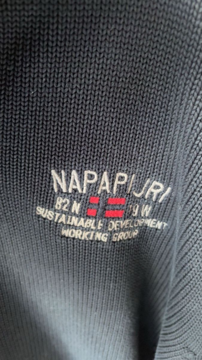 Napapijri Maglioni & Felpe: Napapijiri Quarterzip – Usato da Zug venduto da jul_c5pf 2