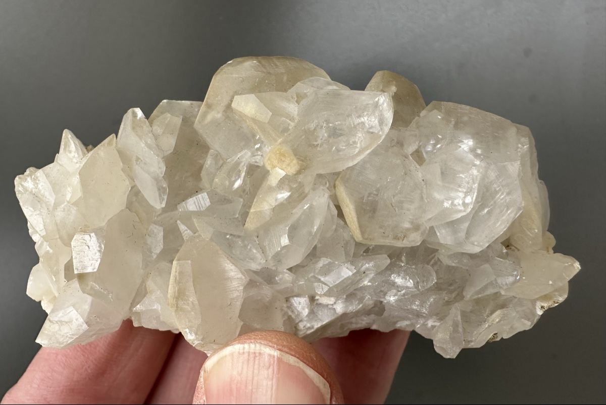 Minerali & Pietre curative: Calcit Enggenhütten – Usato da Oberuzwil venduto da Crystall0 3