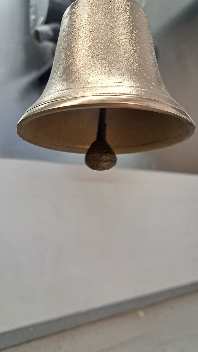 Campanacci mucche: Glocke aus Messing – Usato da Buttisholz venduto da REX001 1