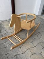 Schaukelpferd aus Holz