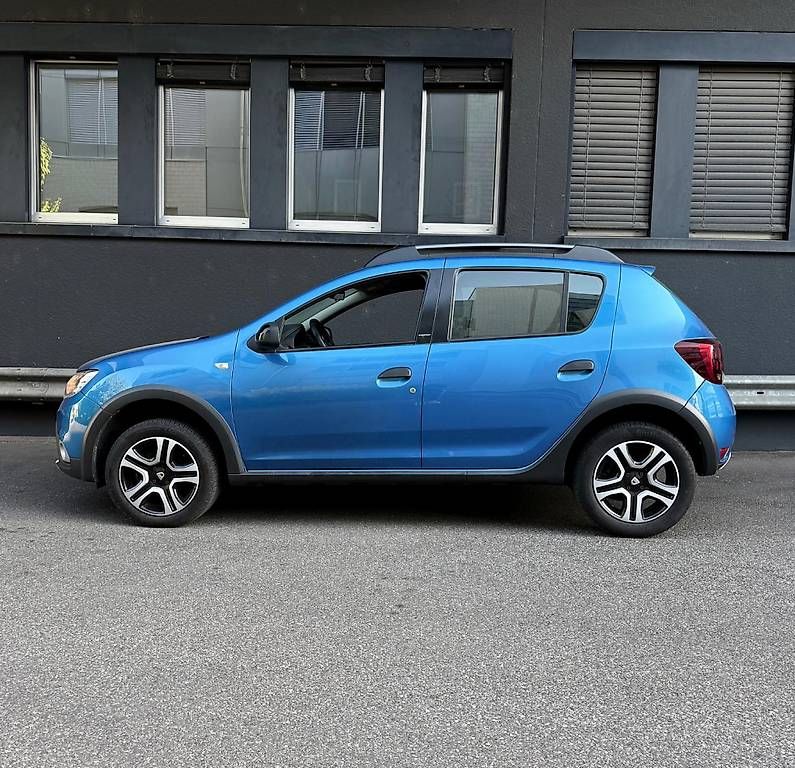 Automobili: Dacia Sandero 90 – Usato da Reinach BL venduto da pan_pjc6