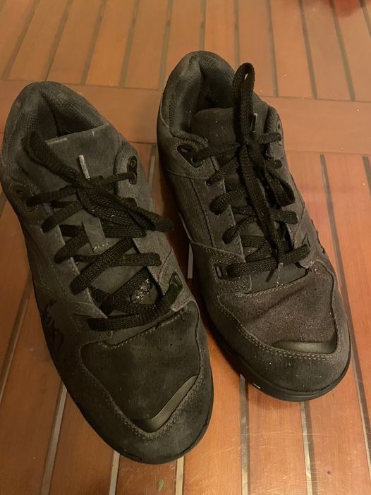 K1X Scarpe da uomo: Herren K1x Sneaker schwarz 44 – Usato da Bergdietikon venduto da antovale 1