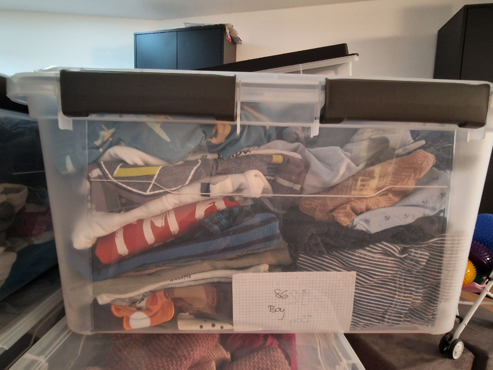 Kleiderpakete & -sets: Kleiderpaket 86 Junge – Gebraucht aus Hinwil von SanKon