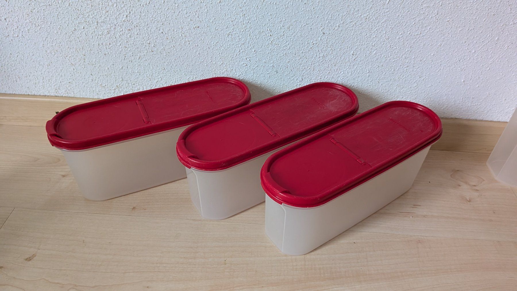 Tupperware Behälter & Ähnliches: Tupperware 3 Behälter Vorrat Supervision – Gebraucht aus Horw von Rebuho