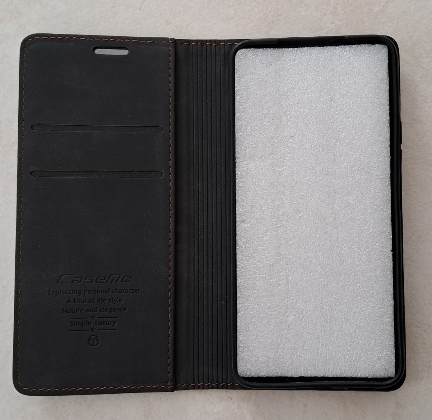 Samsung Cover & Protezioni schermo: ***** Samsung S22 Hülle - Neu ! – Nuovo e nell'imballaggio originale da Villaz-St-Pierre venduto da Ubid