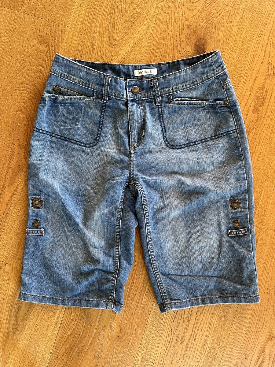 Jeans: Damen Jeans Bermuda Gr. 38 – Gebraucht aus Sigriswil von Krugle83