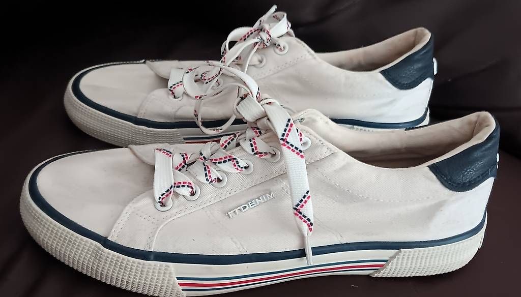 Scarpe da donna: Neu Sneakers gr.40 – Nuovo e nell'imballaggio originale da Staufen venduto da mar_wf6r