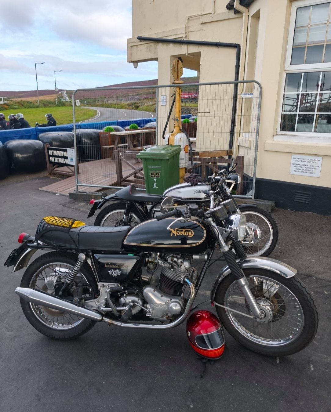 Norton Route: Norton Commando 850 MK 3, Veteranenstatus – D'occasion à Zürich par venus018 5