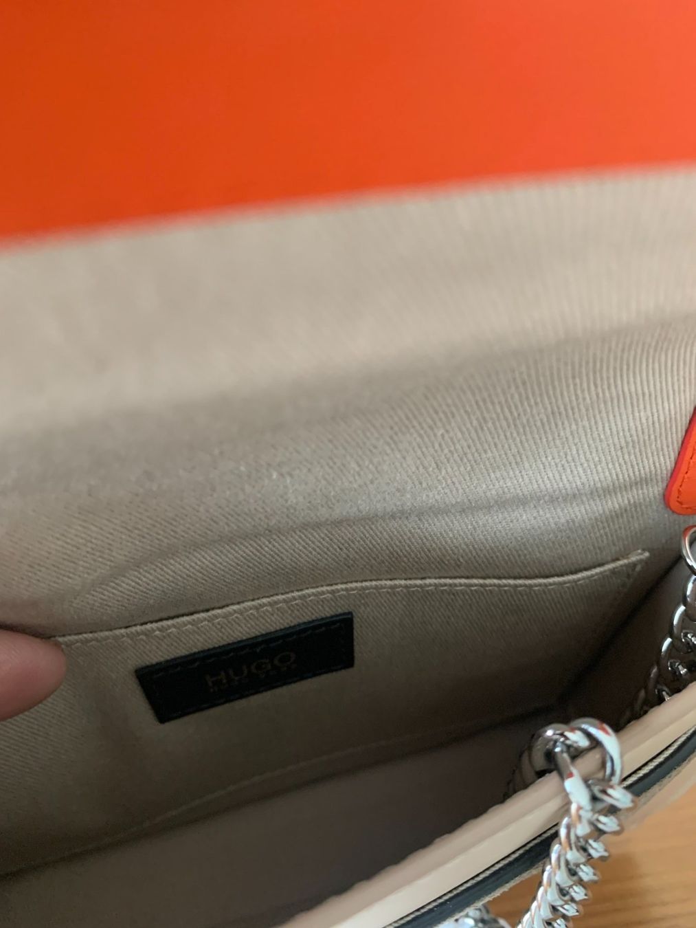 Hugo Boss Taschen für Damen: Handtasche, NEU, Hugo Boss – Neu (gemäss Beschreibung) aus schmerikon von nicole091 6