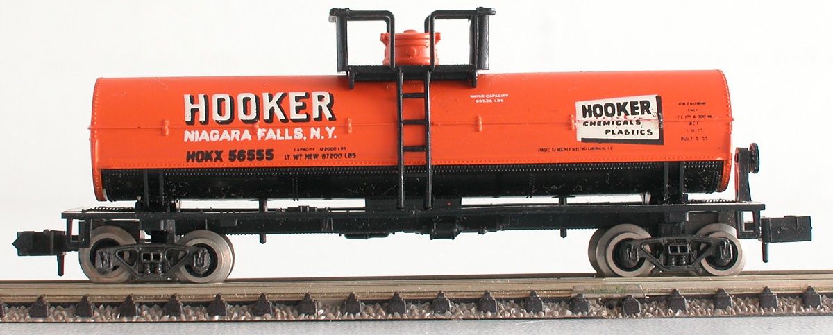 Modelleisenbahnen: Atlas US Kesselwagen Hooker Spur N – Gebraucht aus Oberwil BL von Klang 1