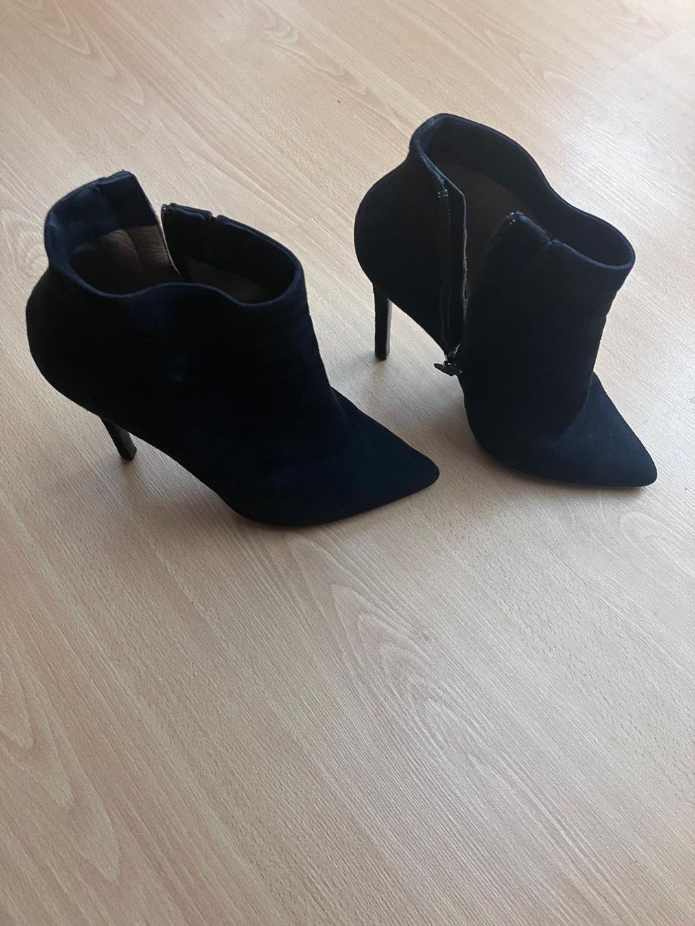 Damenschuhe: Elegante Wildleder Stiefeletten Nando Muzi, schwarz, Gr. 39 – Gebraucht aus Niedergösgen von lil_s6k8 2