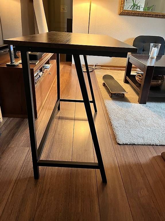 Tavoli: Bureau / Table de travail – Usato da Mont-la-Ville venduto da etoile33 2