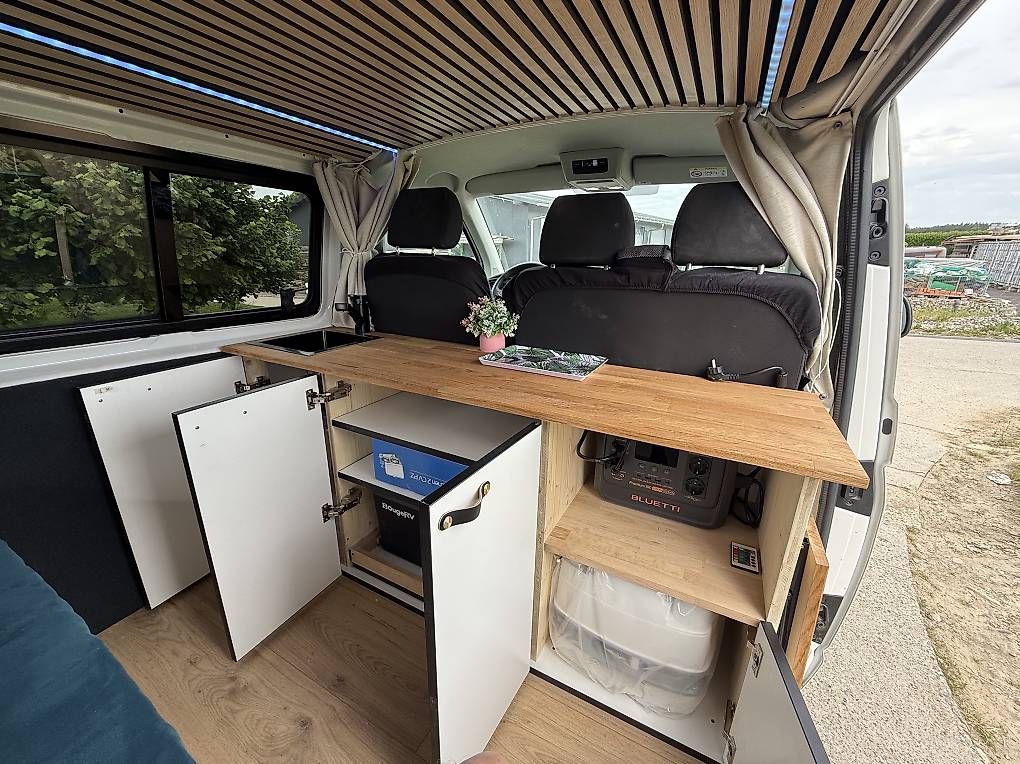 Camping Fahrzeuge: VW T6.1 Aménagé Pro – Gebraucht aus Suchy von maxconcept 4
