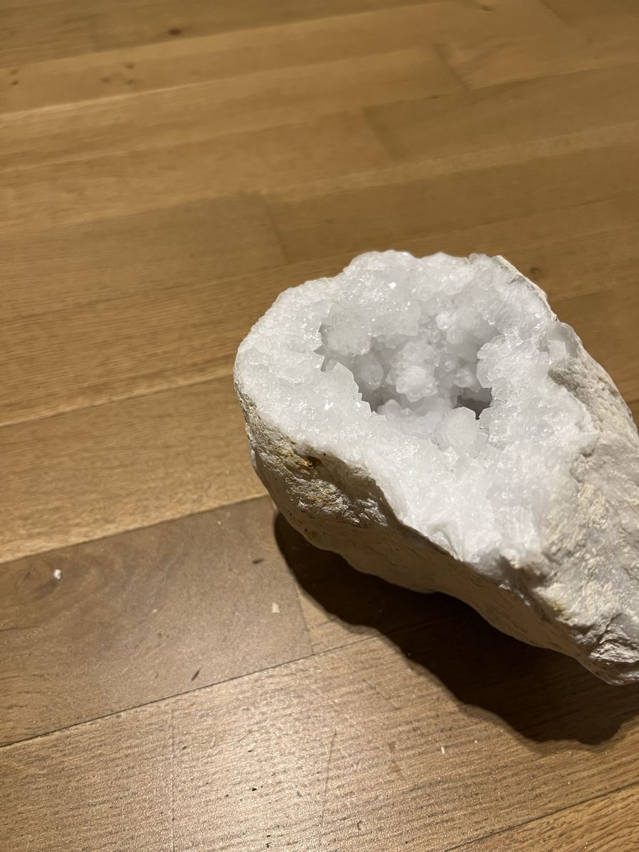 Minerali & Pietre curative: Schöner Kristall Geode - 1.9kg – Usato da Altendorf venduto da wqv_97 5