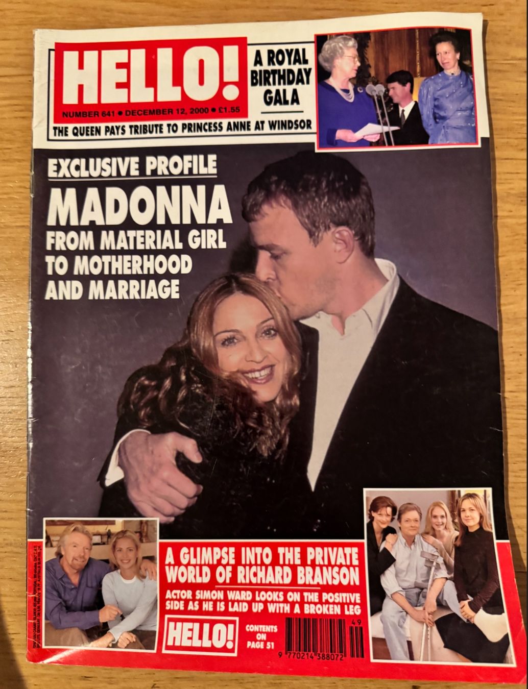 Zeitschriften & Magazine: Madonna HELLO Magazine UK décembre 2000 – Gebraucht aus Lausanne von davzic