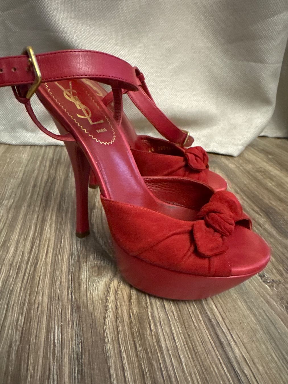 Saint Laurent Scarpe da donna: YSL Schuhe 36 – Usato da Unterstammheim venduto da J_eime_Ca