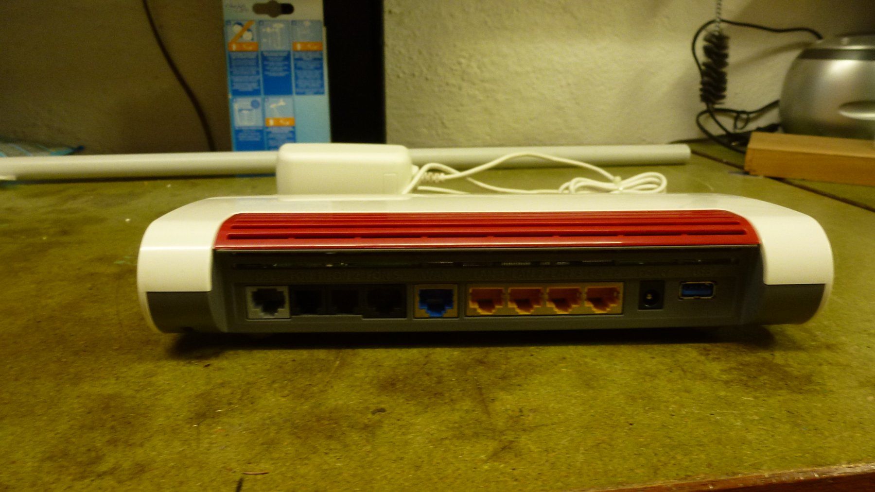 Fritz Modem & Router: Fritz!Box 7590 – Usato da Winterthur venduto da nusspe 3