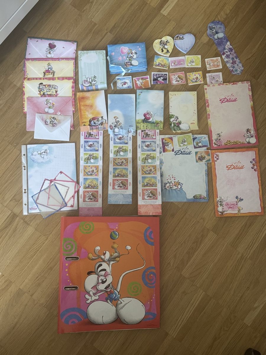 Carte collezionabili: Énorme collection Diddl années 2000 – Usato da Meyrin venduto da mai_pl7s
