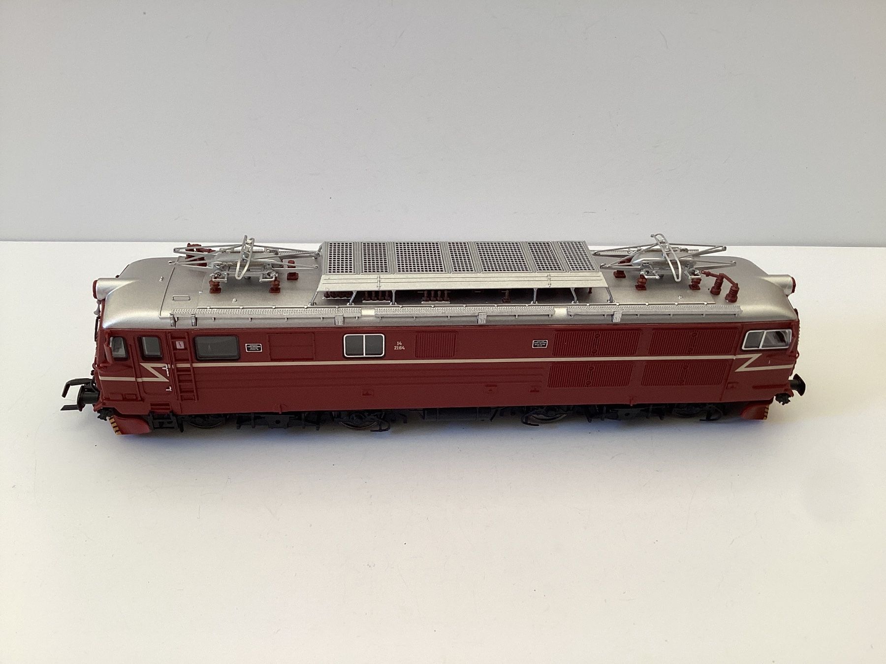 Modellini di ferrovie: NMJ 93101 NSB 14.2164 Old Design H0 1:87 – Usato da Effretikon venduto da simtek_de 1
