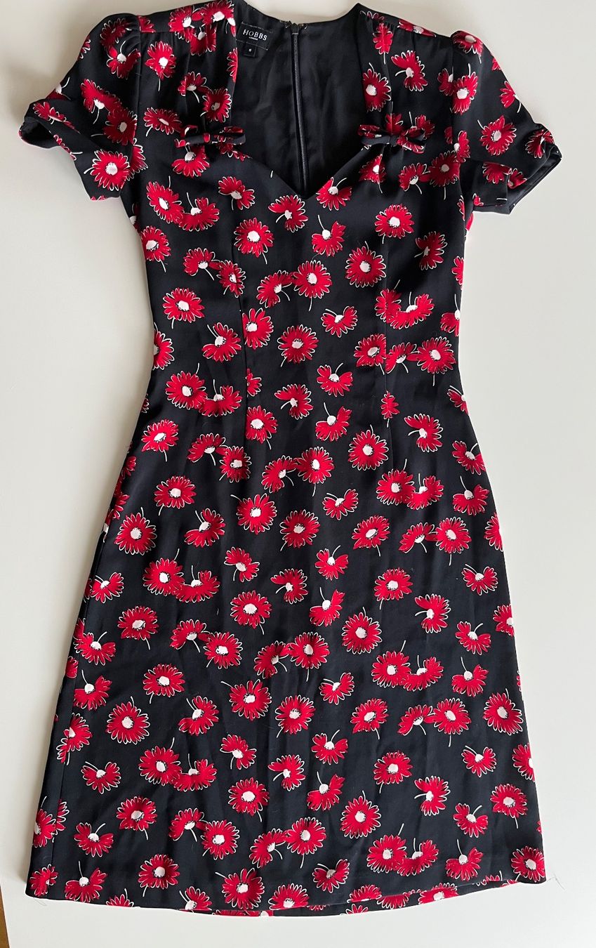 Hobbs Vestiti: Hobbs schwarz-rotes Blumenkleid Gr 36 – Usato da Zürich venduto da bea_s5tq 6
