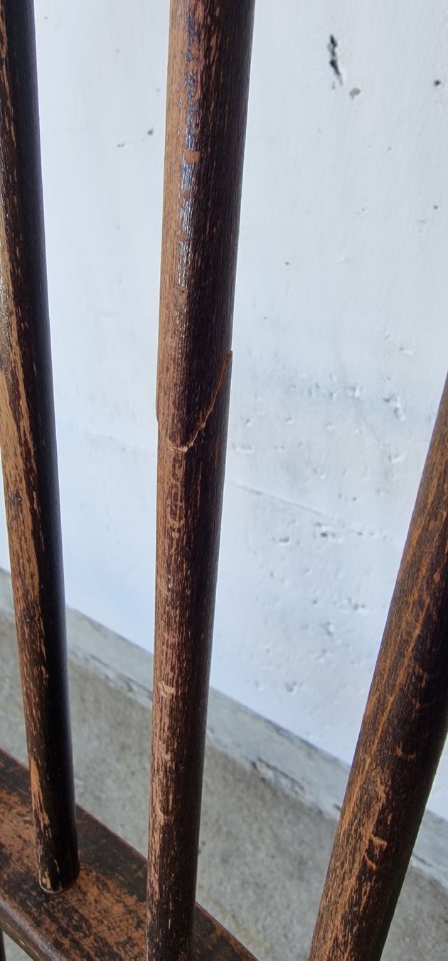 Chaises: Hoop Back Windsor Armlehnstuhl  – D'occasion à Pfäffikon SZ par Brocki-21 4