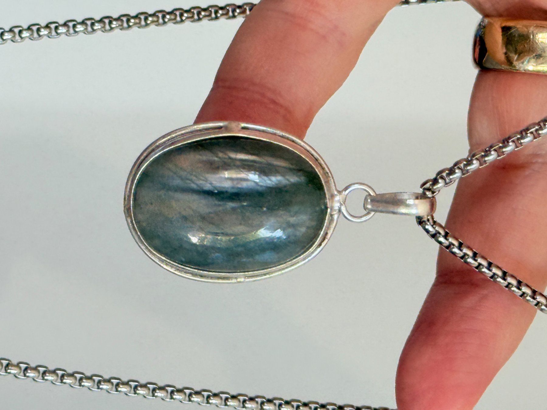 Catenine: Collier pendentif labradorite - Bijou élégant ✨ – Nuovo e nell'imballaggio originale da Genève venduto da AWWA 9
