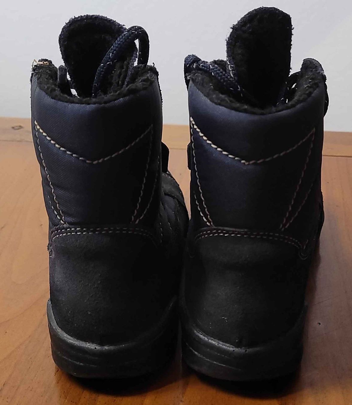 Scarpe per ragazzi: Däumling Winterstiefel Gr. 27 Weite M, dunkelblau – Usato da Bözberg venduto da Dave17 2