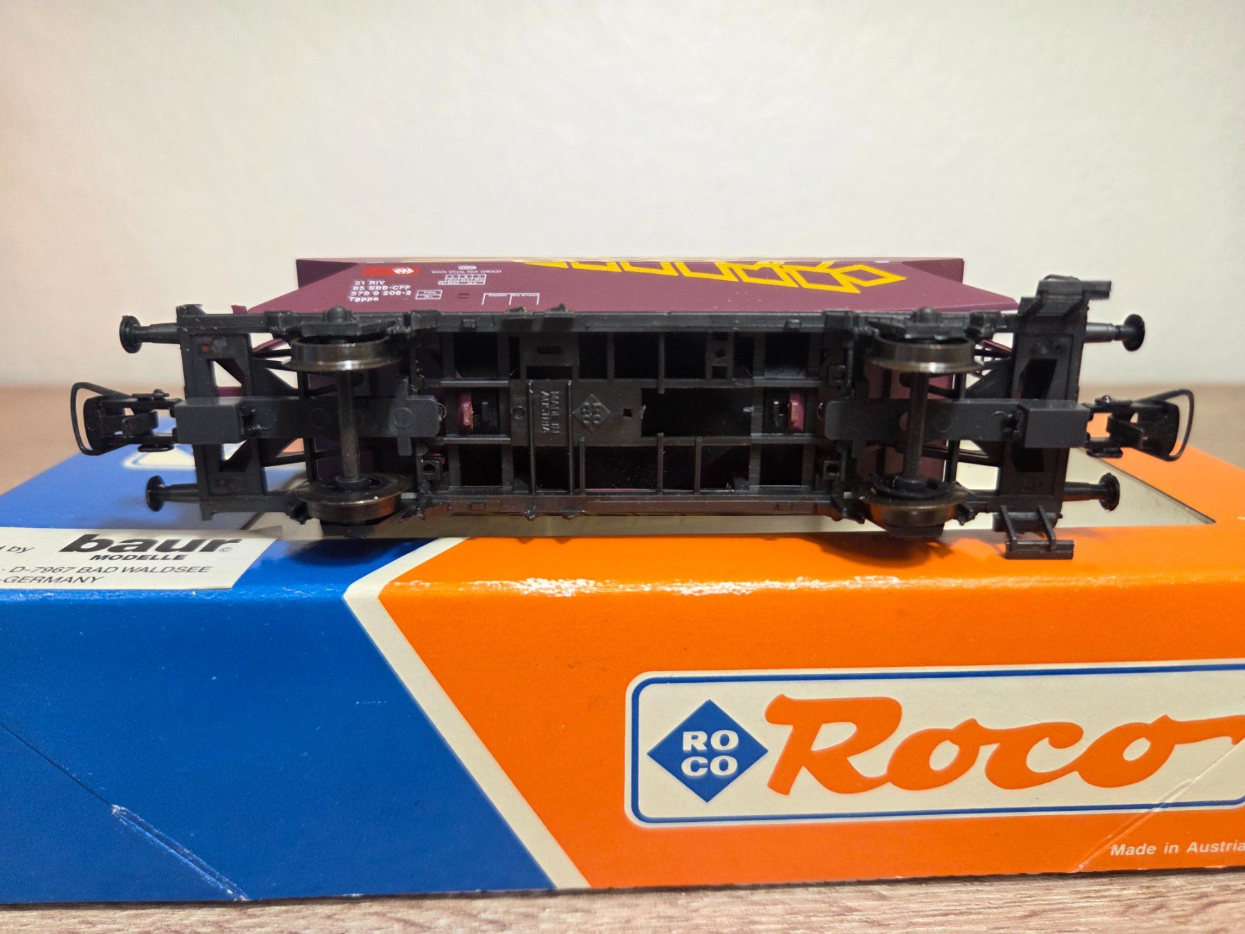 Roco Modellini di ferrovie: Roco 291025 Silowagen SBB H0 – Nuovo e nell'imballaggio originale da St-Aubin-Sauges venduto da Lo_Go 4