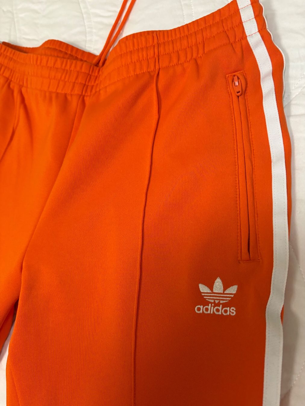 Adidas Hosen: Adidas Jogginghose – Gebraucht aus Uster von Bellaa21 1