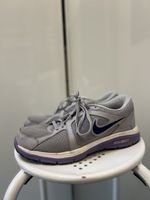 Nike Sneaker Gr. 39