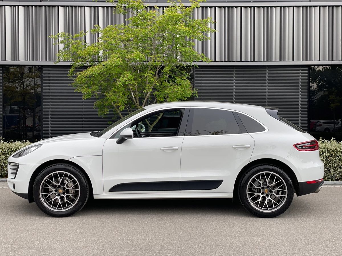Porsche Autos: Porsche Macan S Diesel  – D'occasion à Nidau par guess123 2