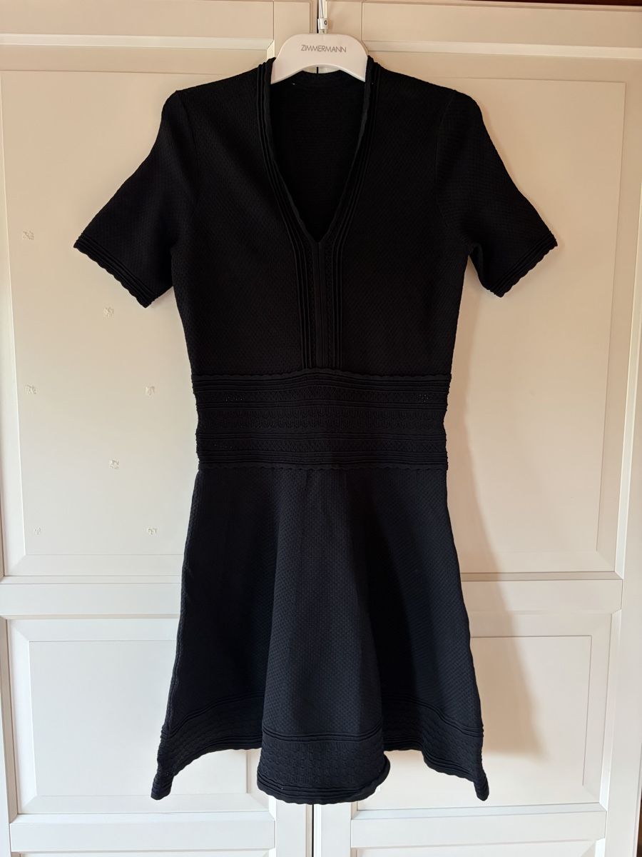 Sandro Robes: Sandro Knitted Dress – D'occasion à St.Josefen par lop_lh8d 2
