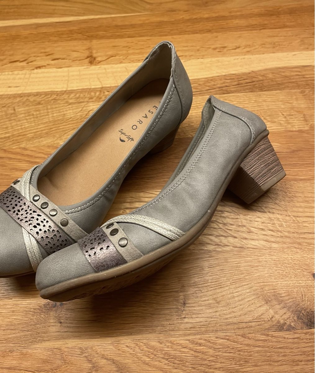 Damenschuhe: NEU Pumps (38) Pesaro Super-Soft, hellgrau – Neu (gemäss Beschreibung) aus Eiken von Kermit60 1