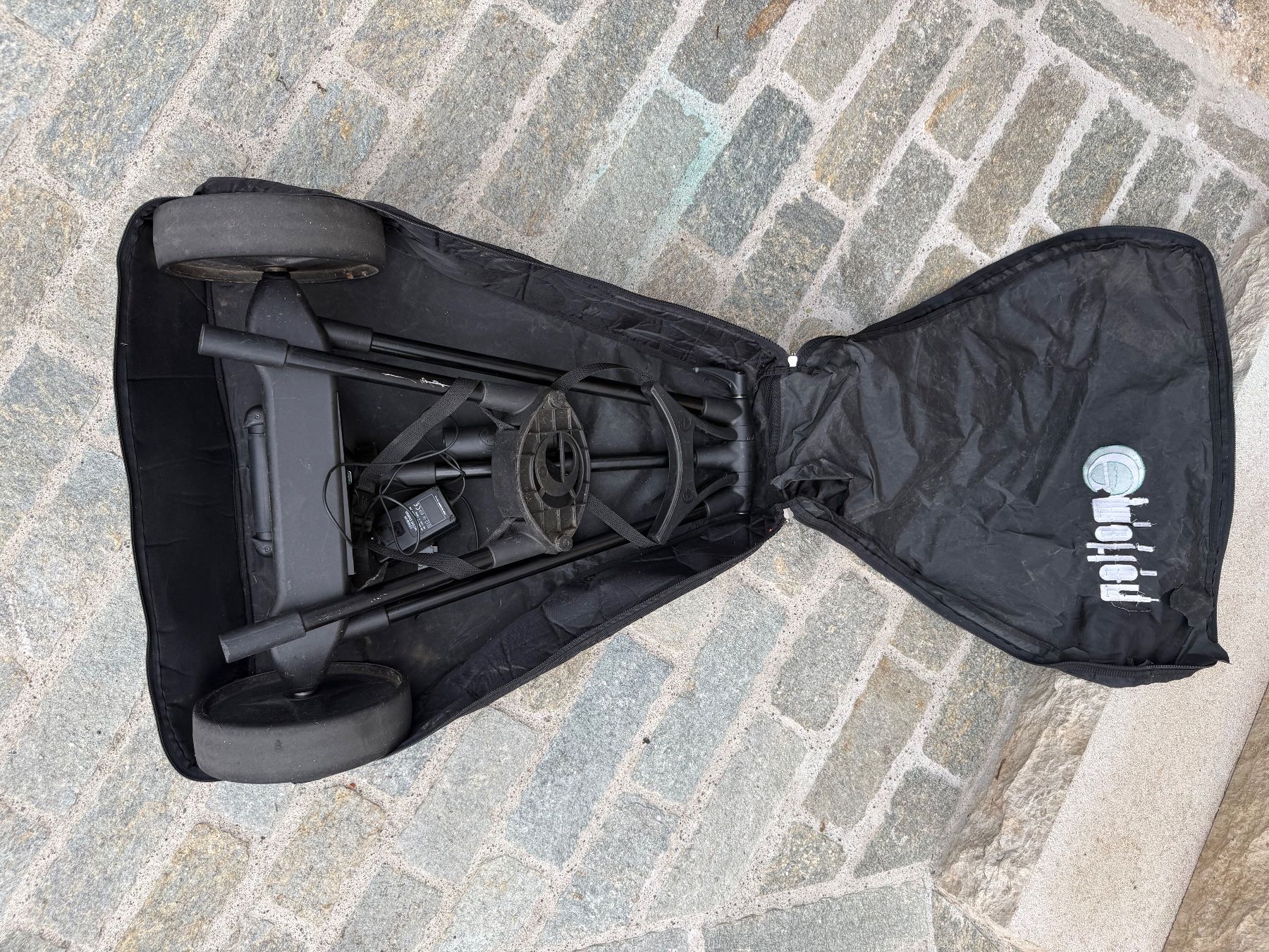 Trolley: E-Trolley Golf (e-motion caddy) – Usato da Reinach AG venduto da Carpediem019 1