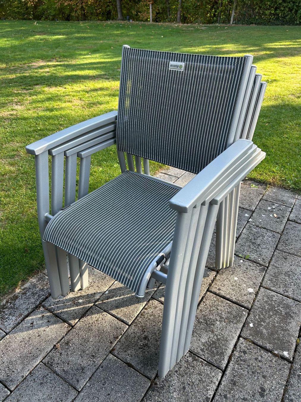 Chaises: 4 Gartenstühle stapelbar – D'occasion à Münchwilen TG par Ma-clean