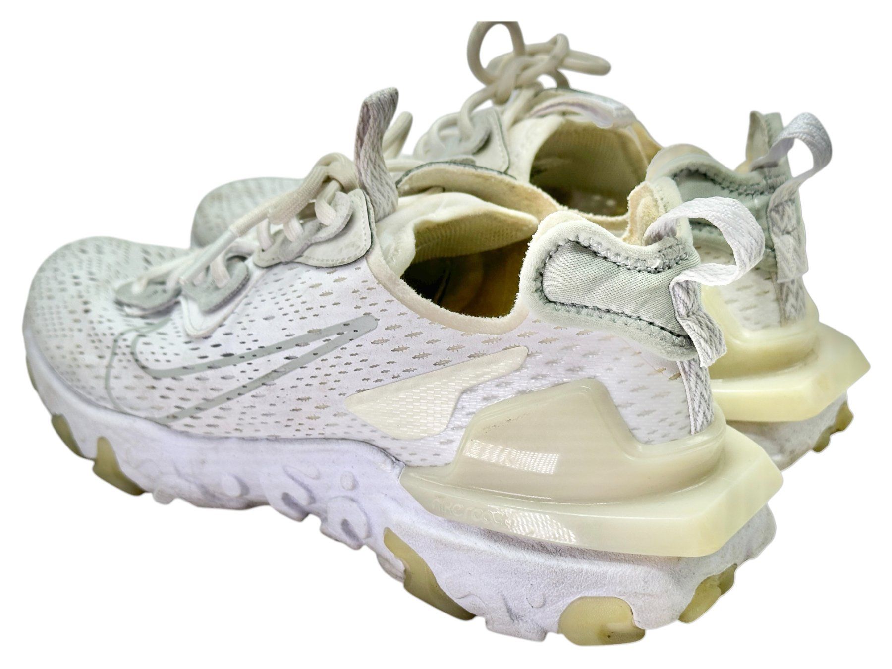 Nike Scarpe da donna: Nike React Vision RM DN5061-100. Pointure EUR 40 / US 8.5 – Usato da Morges venduto da Auct 6