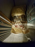 Trocken- und Nassfutter für Katzen
