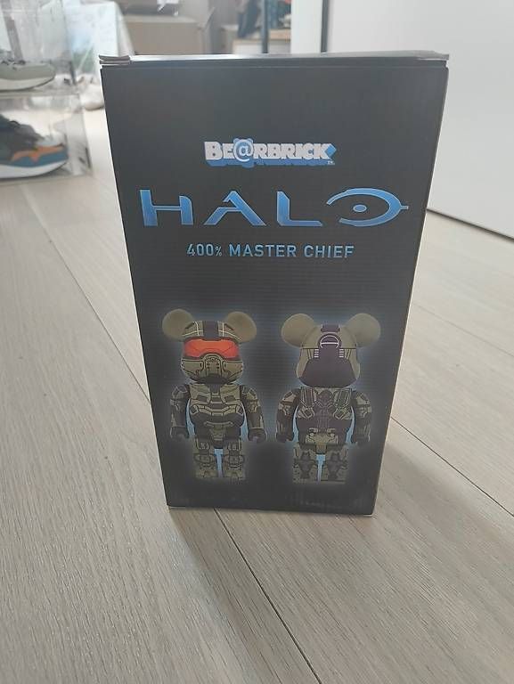 Figuren: Bearbrick Halo Master Chief 400% – Gebraucht aus Luzern von Pokepas 1