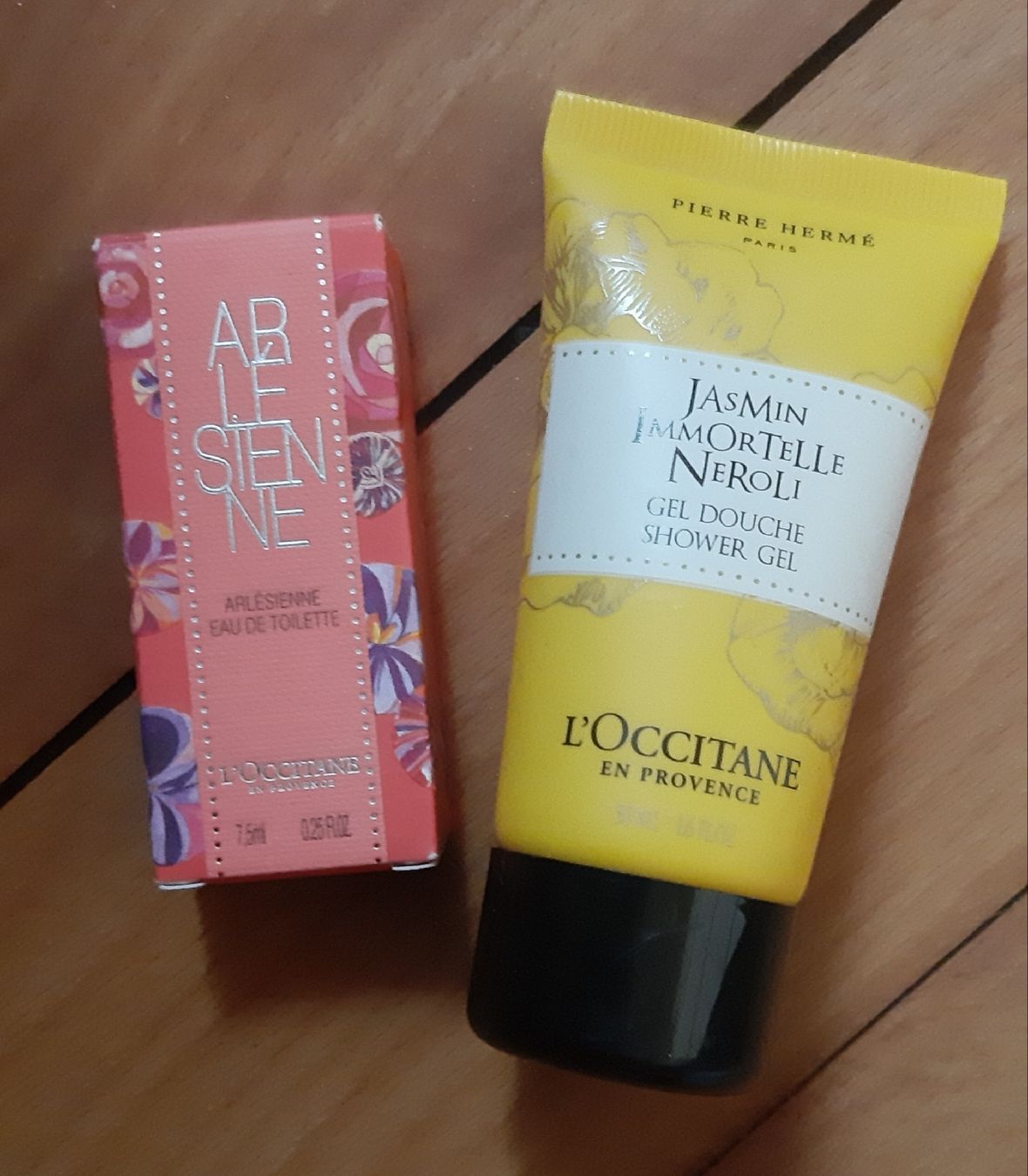 L'Occitane Profumi & Eau de Toilette: L'Occitane Reisegrösse – Nuovo e nell'imballaggio originale da Zürich venduto da Venecia25 4