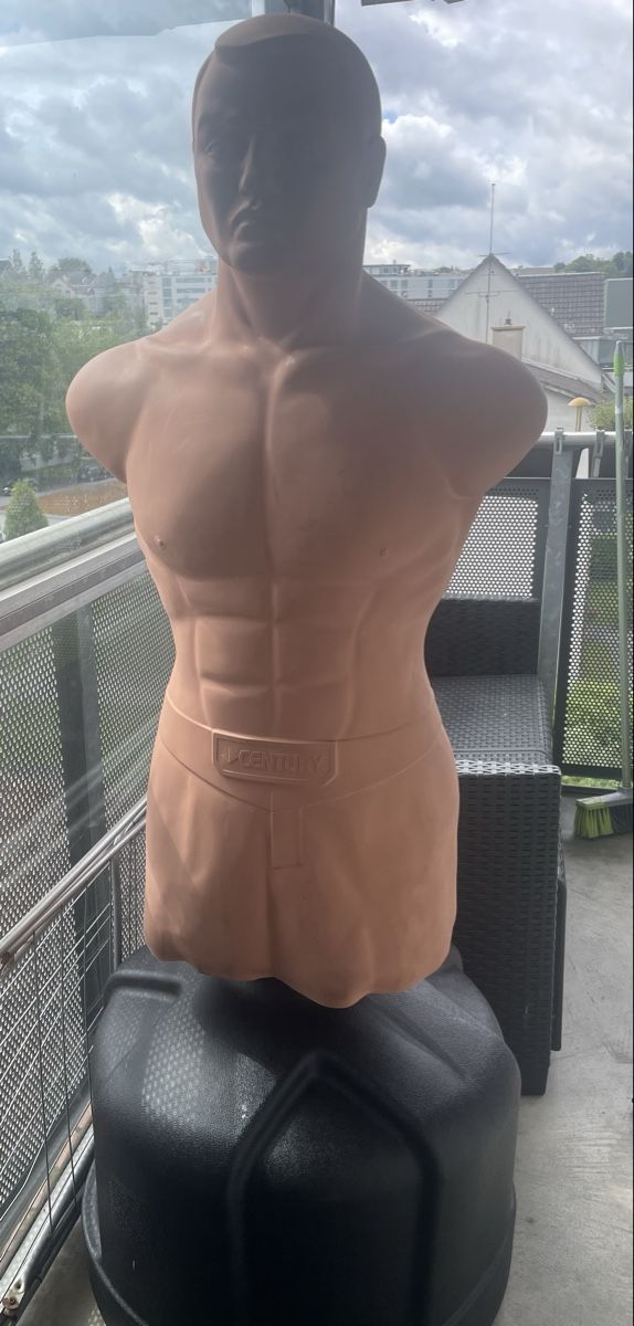 Statuette: Century Bob mit Tiefbereich – Usato da Kloten venduto da Batumehtap 1