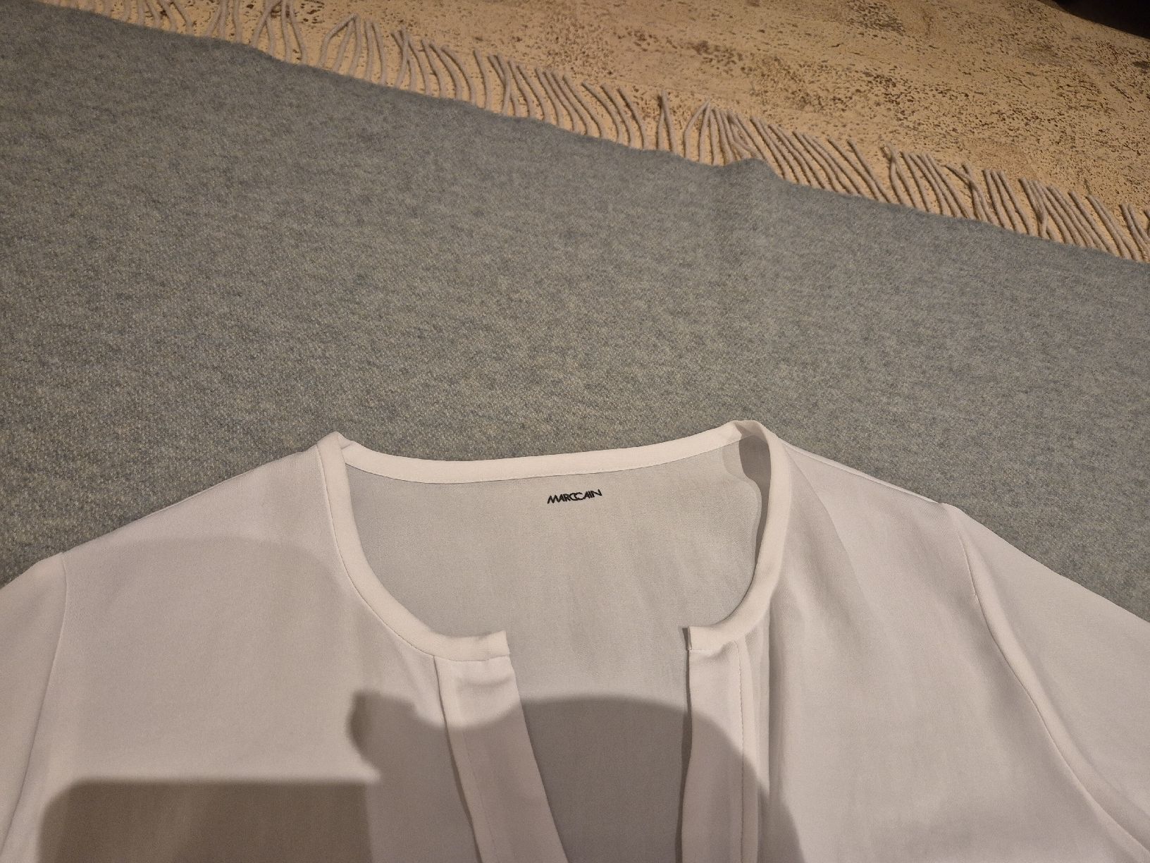 Marc Cain Camicette: Marc Cain elegante Bluse, Weiss, Gr. N5,  Top! – Nuovo (secondo la descrizione) da Herrliberg venduto da SELENONAUTKA 1