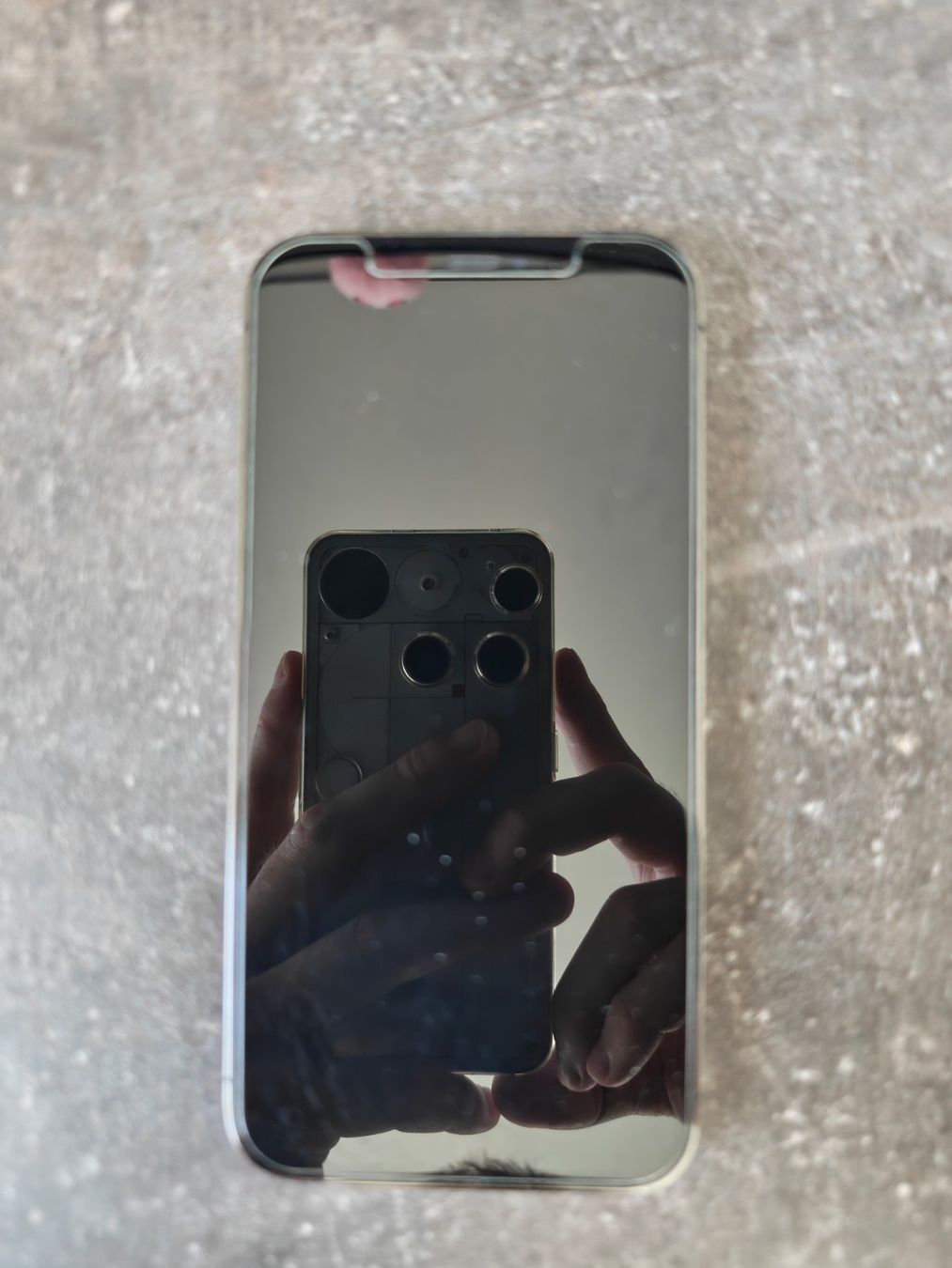 Apple Telefoni cellulari / Smartphones: iPhone 12 Pro 128GB – Usato da Oberdiessbach venduto da DR39