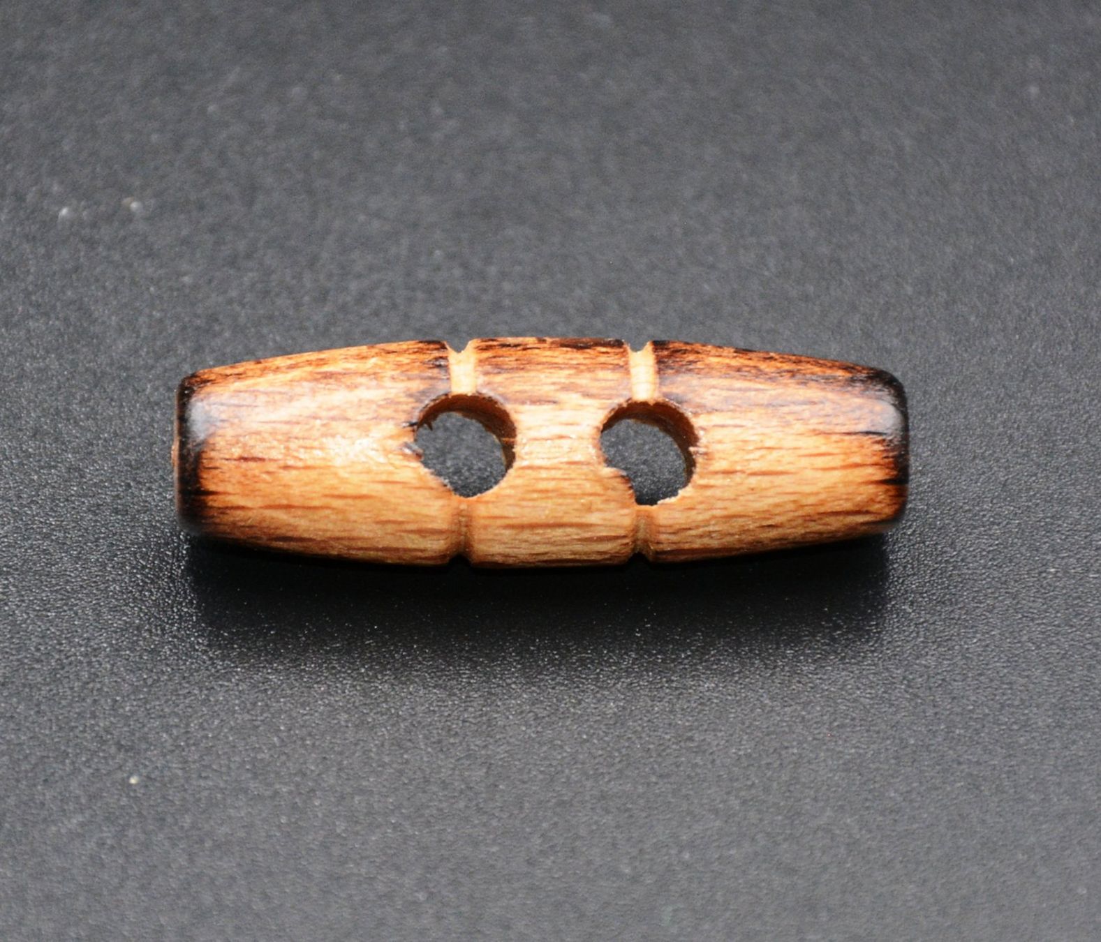 Bottoni: 5 Knebelknöpfe - Holz 35 mm – Nuovo (secondo la descrizione) da Luzern venduto da -gwunderchischtli- 1