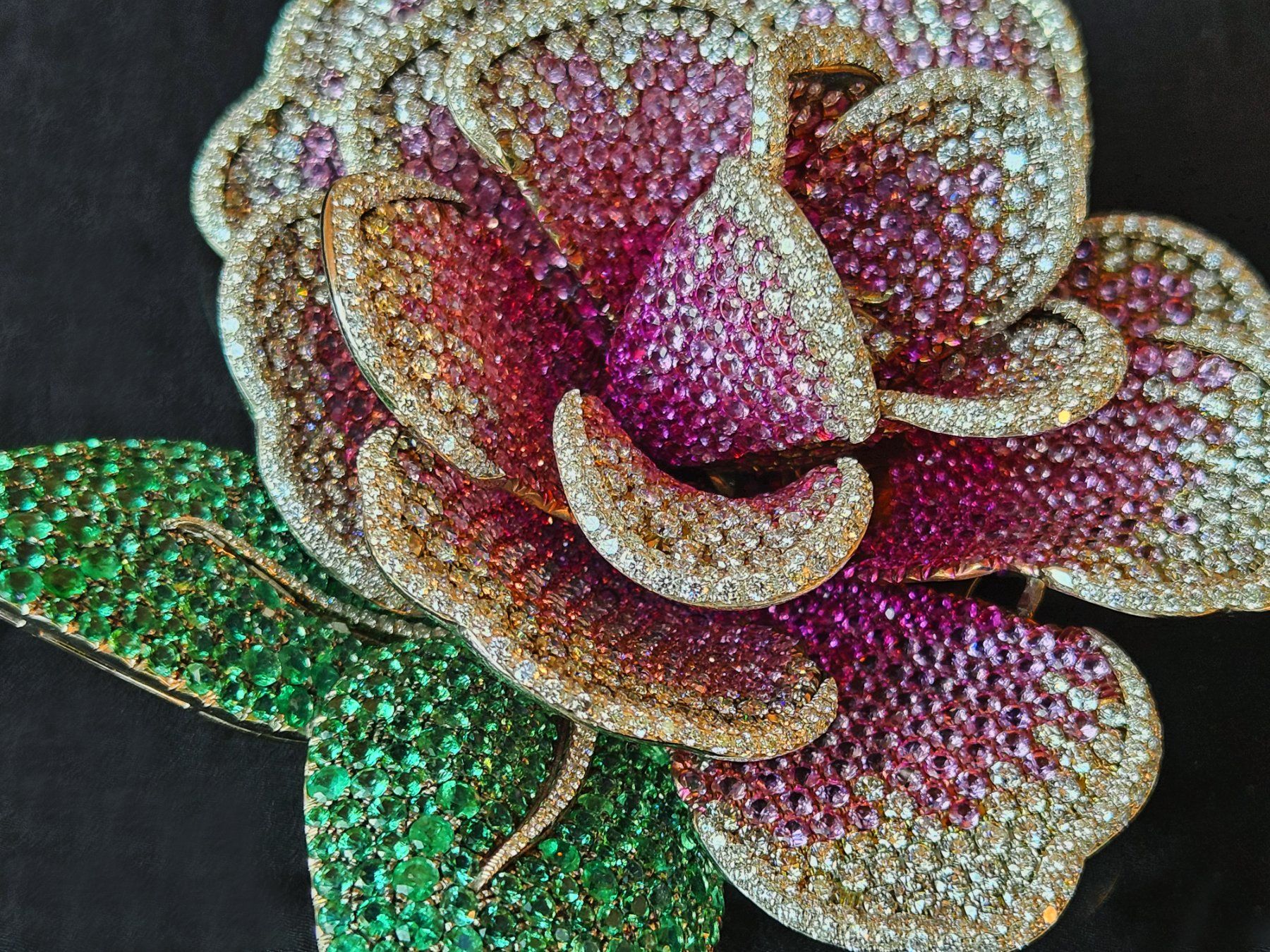 Spille & Fermagli: Exklusive Blumenbrosche von Michele della Valle – Usato da Riazzino venduto da d3s_8fgj 2