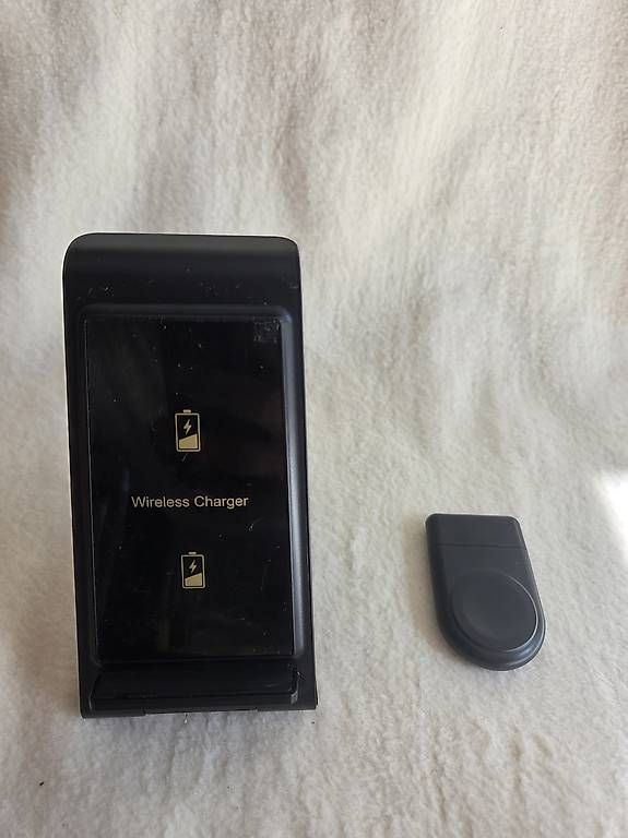 Caricabatterie: Chargeur sans fil de 3 appareils  – Usato da Cudrefin venduto da SimSone1 3