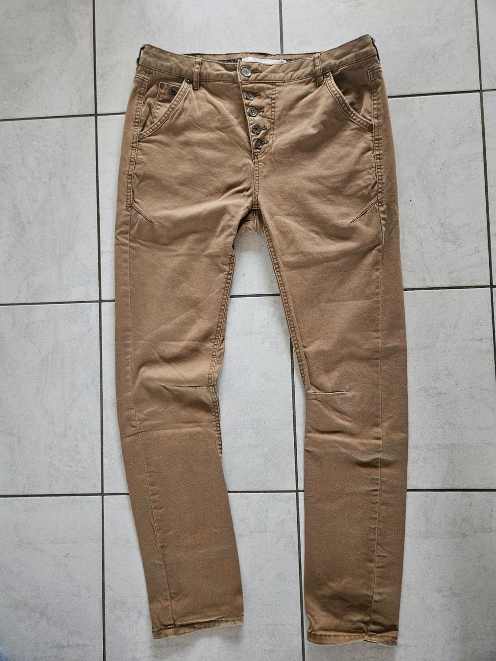 Nile Pantaloni: Nile Hose – Usato da Aefligen venduto da Ninibe4