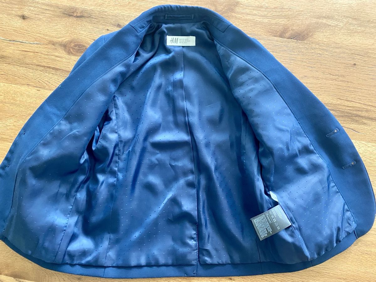 H&M Completi: Blazer Kinder NEU – Nuovo e nell'imballaggio originale da Thalwil venduto da val_bm5t 1
