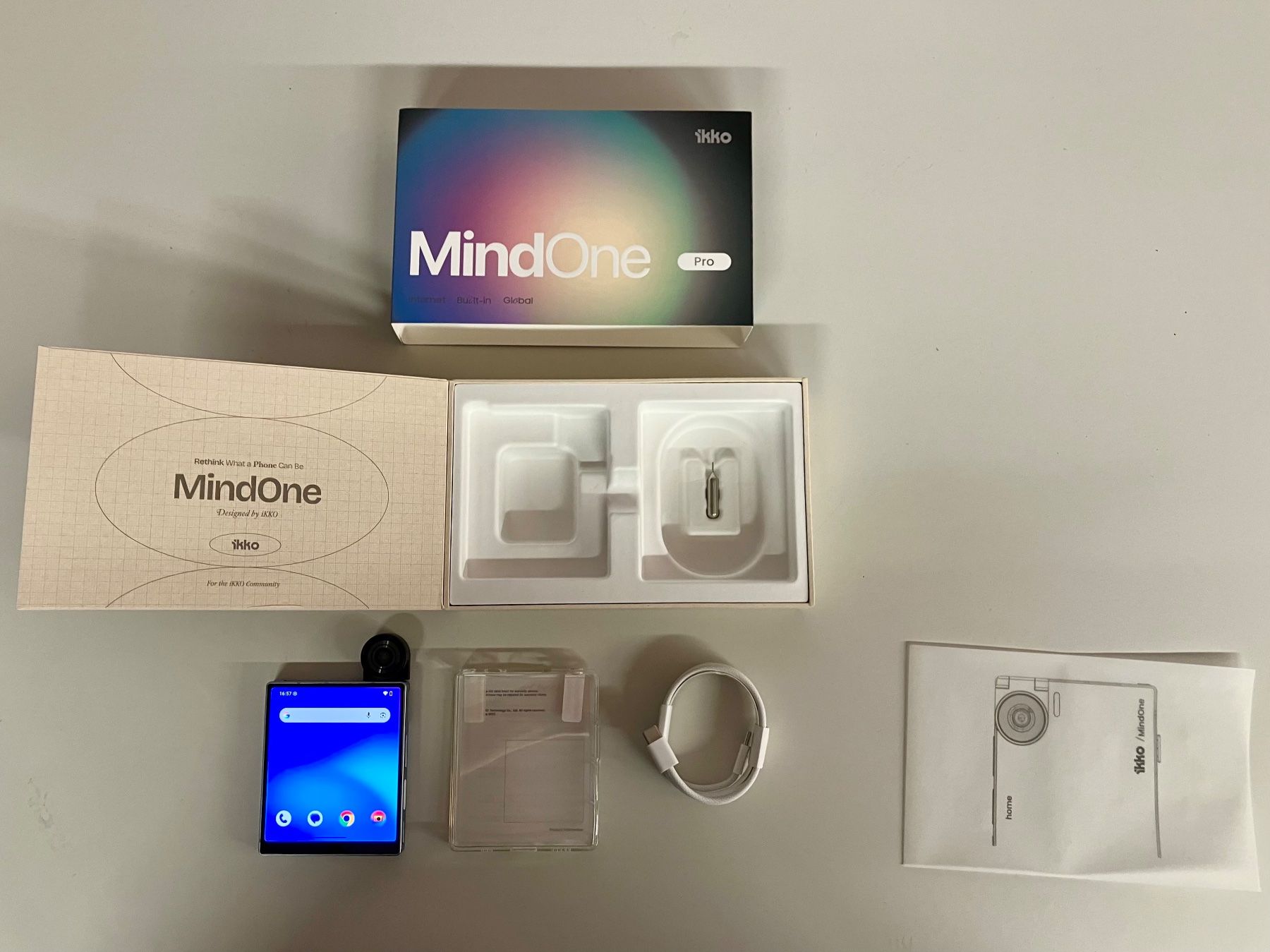 Telefoni cellulari / Smartphones: Ikko MindOne Pro – Nuovo (secondo la descrizione) da Zürich venduto da termolux 2