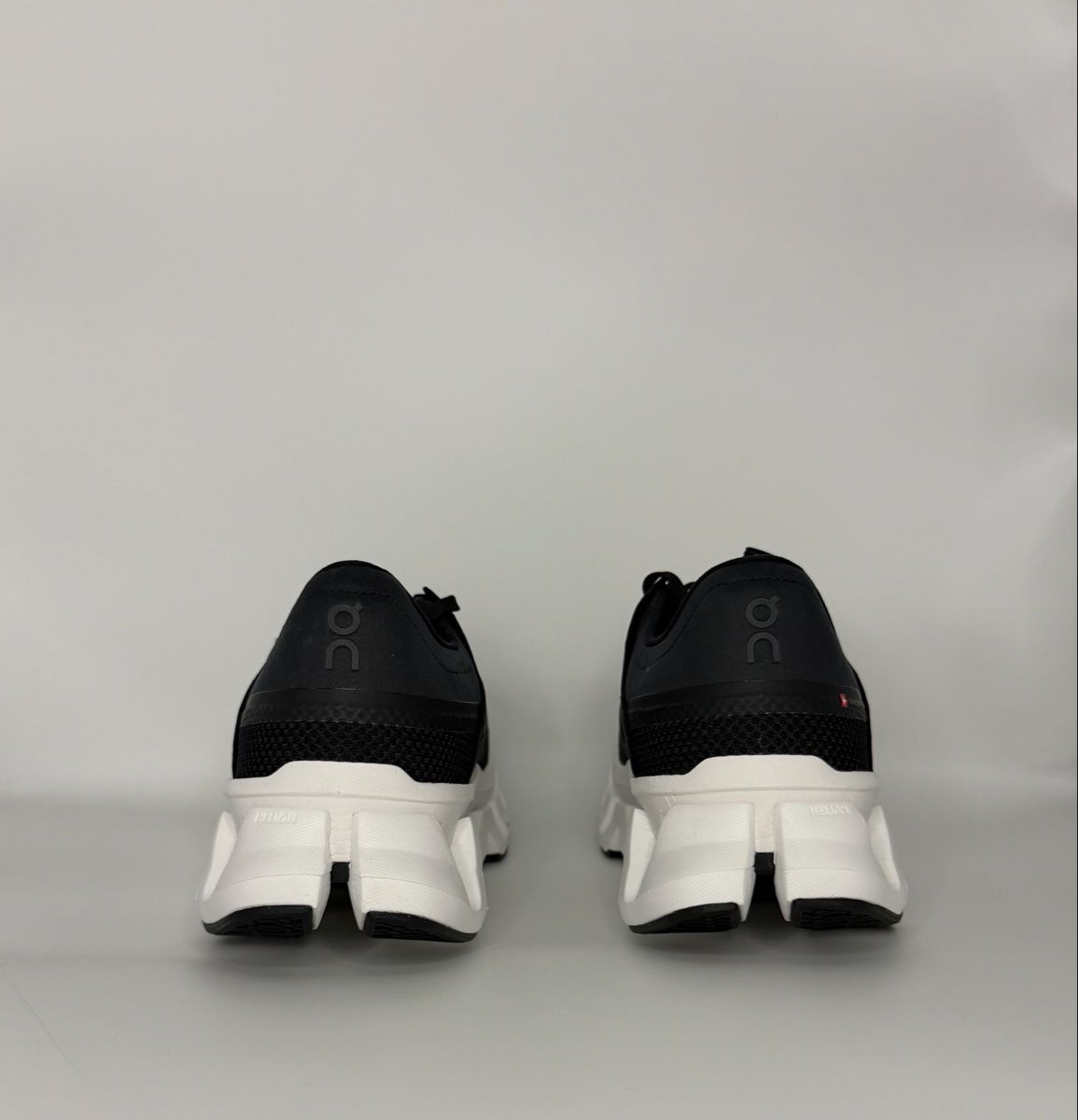 On Scarpe da uomo: On Cloudswift Amp Black White EU 44 – Nuovo (secondo la descrizione) da Oberengstringen venduto da can_5gxb 2